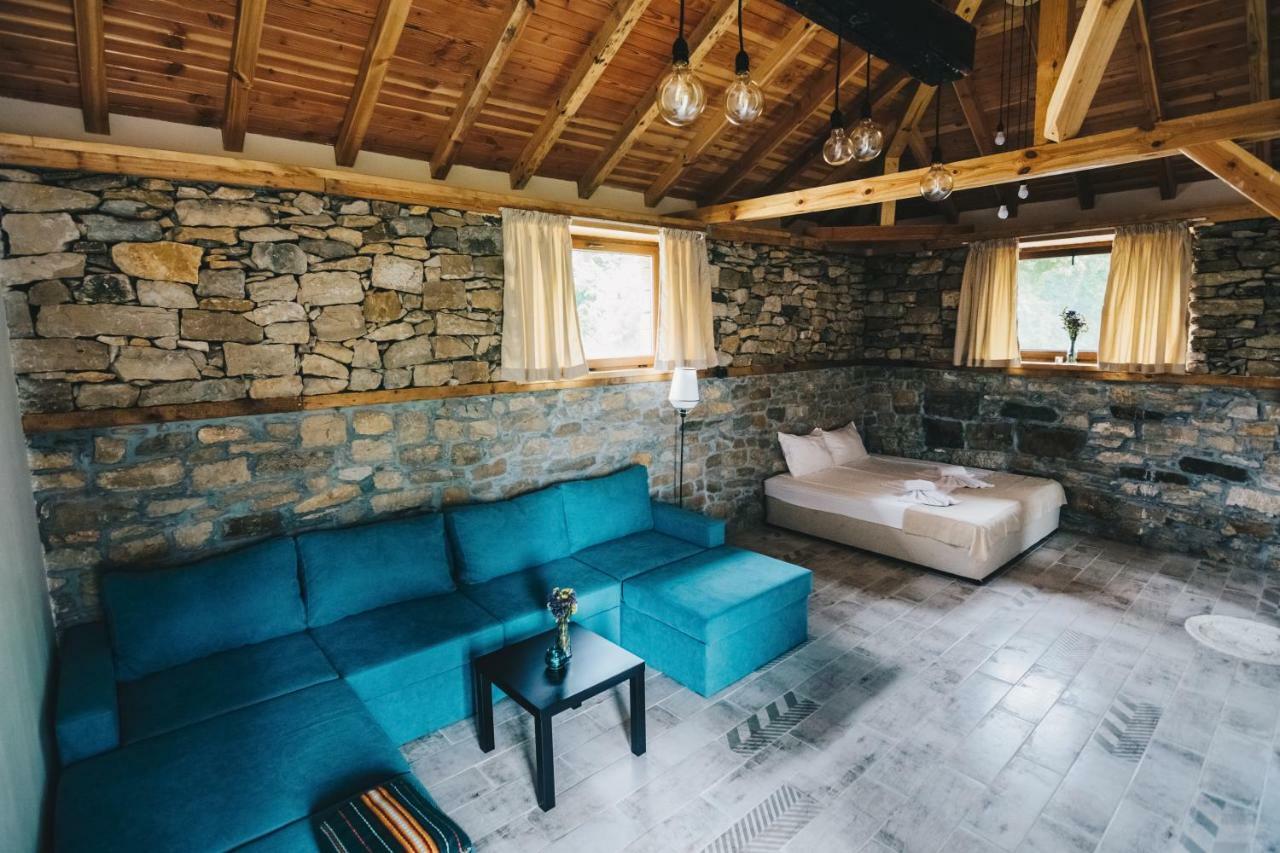 Завоя Hotell Krushuna Eksteriør bilde
