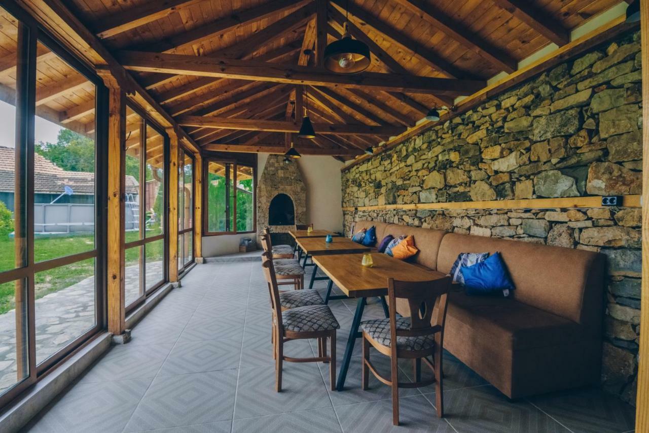 Завоя Hotell Krushuna Eksteriør bilde